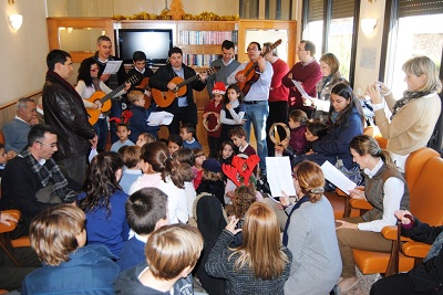 Anem a cantar Nadales a l'Asil! (23/12/2012) - Club Valldaura